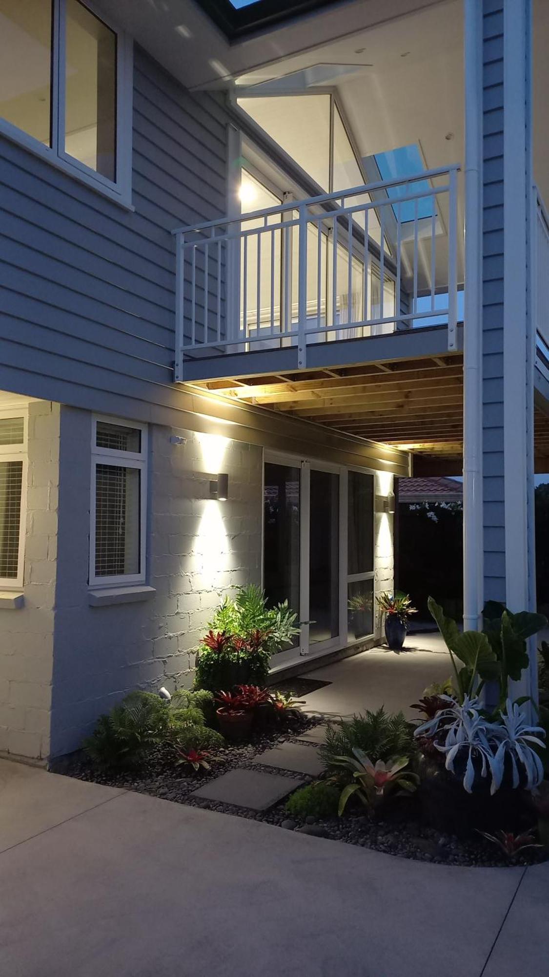 Stylish Matua Apartment ตาอูรังกา ภายนอก รูปภาพ